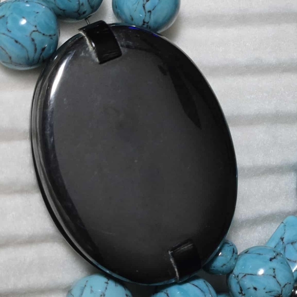 Faux Turquoise 3 Strand Choker Style Necklace - Picture 8 of 13